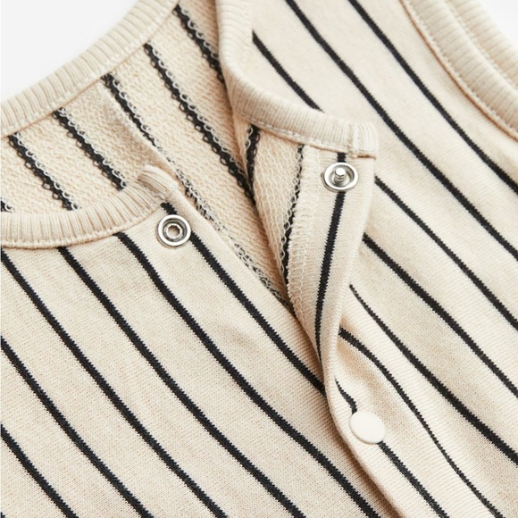 H&M Cream and Black Striped One Piece Romper 2T - Picture 2 of 9